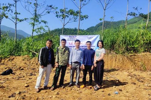 Hội sinh viên K26HLU khởi công thêm 3 mái ấm cho bà con chịu ảnh hưởng bão lũ tại Lào Cai