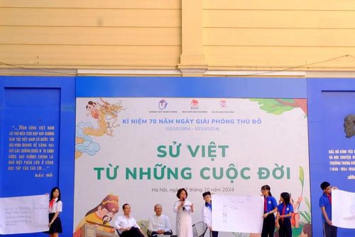 Học sinh Trưng Vương tìm hiểu 'sử Việt từ những cuộc đời'