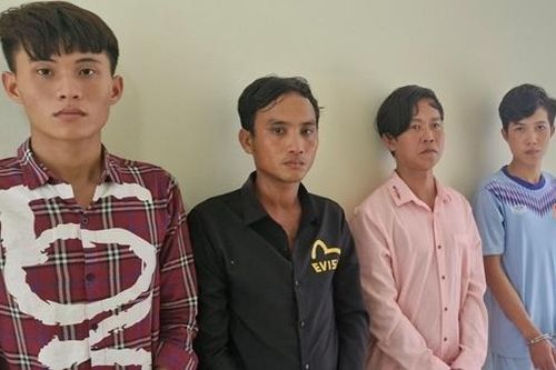 Đấu tranh, ngăn ngừa tội phạm sử dụng vũ khí, công cụ hỗ trợ để gây án