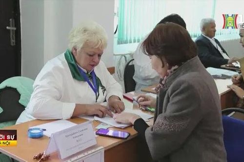 Kazakhstan trưng cầu dân ý về xây nhà máy điện hạt nhân