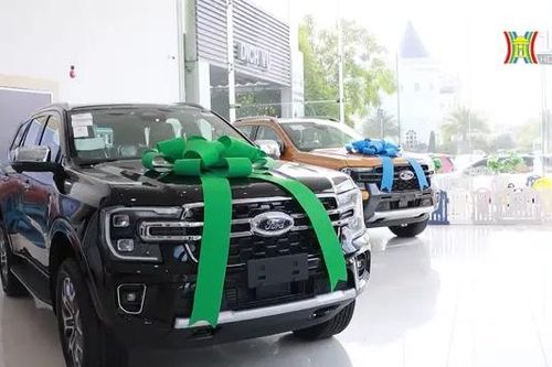 Ford Việt Nam giảm giá nhiều mẫu xe trong tháng 10