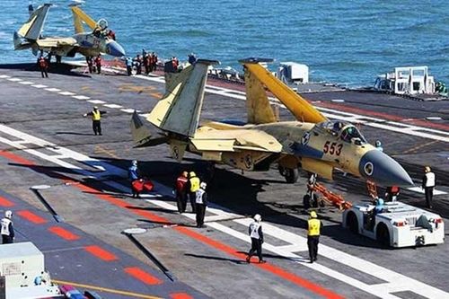 Chiến đấu cơ cũ của Ukraine truyền cảm hứng cho Trung Quốc phát triển J-15