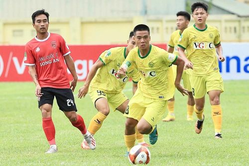 Từng có biệt danh 'siêu nhân', cựu cầu thủ HAGL không tìm được việc ở V.League