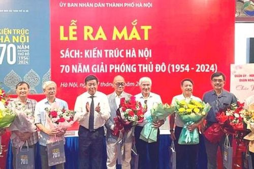 Ra mắt sách 'Kiến trúc Hà Nội - 70 năm Giải phóng Thủ đô (1954-2024)'
