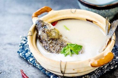 Cách chế biến canh cá diếc kích sữa, dưỡng nhan