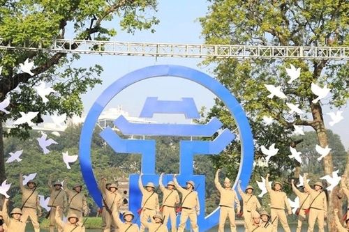 Những công trình tiêu biểu kỷ niệm 70 năm Ngày Giải phóng Thủ đô