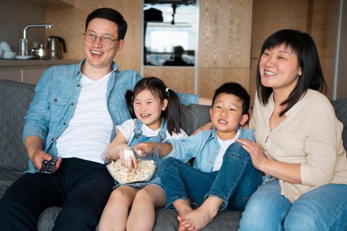 8 điều cha mẹ nhất định không nên làm với con