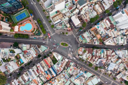 Hết thời tranh thuê mặt bằng đắc địa TP.HCM?