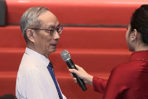 'Ông nội của 22 bé Làng Nủ'