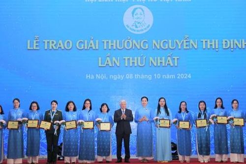 Danh sách 30 cán bộ Hội được nhận Giải thưởng Nguyễn Thị Định lần thứ nhất