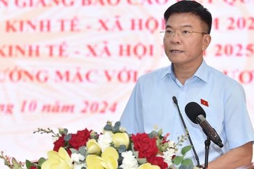 Phó Thủ tướng Lê Thành Long tiếp xúc cử tri tại Kiên Giang