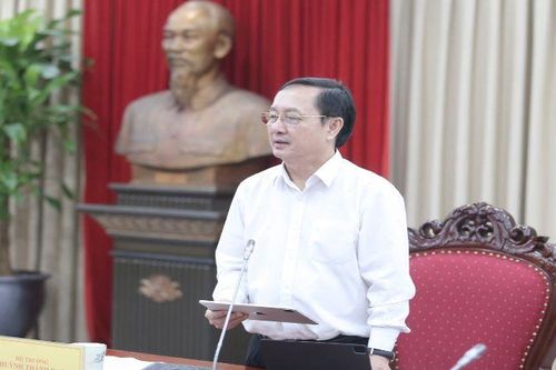 Tháo gỡ khó khăn, thúc đẩy phát triển kinh tế-xã hội tỉnh Hòa Bình và Sơn La