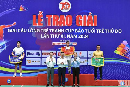 Trường Đại học Thể dục thể thao Bắc Ninh nhất toàn đoàn ở giải cầu lông báo Tuổi trẻ Thủ đô