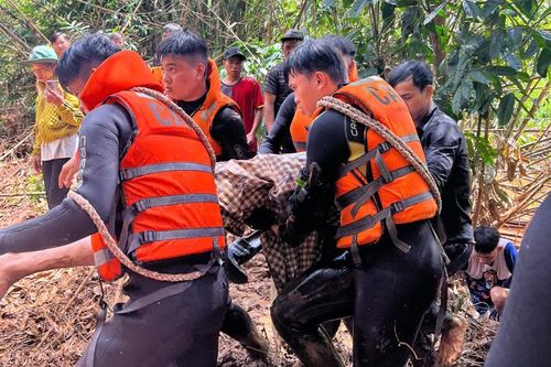 Bình Phước: Tìm thấy thi thể phụ nữ bị nước cuốn trôi