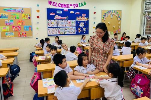 Đề xuất miễn học phí cho học sinh, sinh viên là con giáo viên