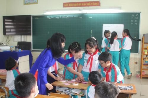 Nghiêm cấm lợi dụng ban đại diện cha mẹ học sinh thu các khoản ngoài quy định