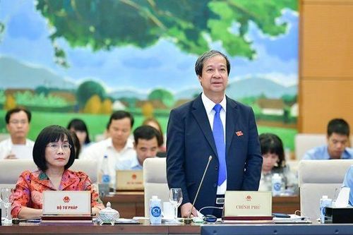 Đề xuất xếp lương cao nhất, miễn học phí cho con nhà giáo