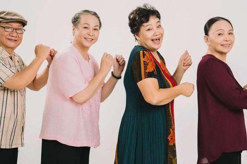 4 nghệ sĩ Hà Nội kỳ cựu cùng xuất hiện trong 'Hoa sữa về trong gió'