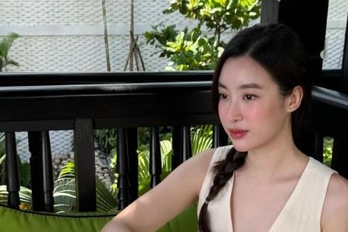 Hoa hậu Đỗ Mỹ Linh khoe nhan sắc khác lạ, nghỉ dưỡng ở nơi đắt đỏ nhất Việt Nam