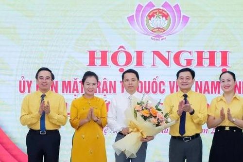 Ông Phan Sỹ Cường giữ chức Phó Chủ tịch Ủy ban MTTQ tỉnh Nghệ An