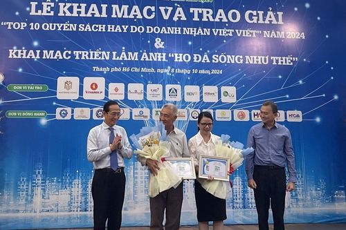 Khai mạc triển lãm ảnh về hoạt động doanh nhân TP Hồ Chí Minh