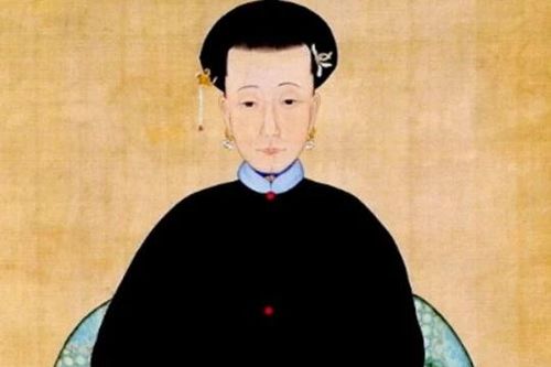 Bật mí lý do 3 vị Hoàng hậu được Khang Hi sủng ái đều qua đời khi còn rất trẻ, dù được vua sủng ái