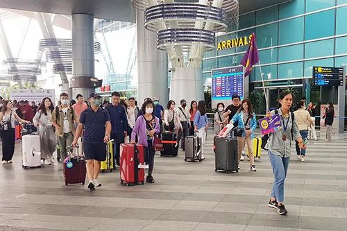 Du lịch Đà Nẵng về đích sớm
