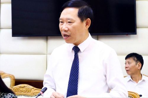 Miễn nhiệm chức Chủ tịch UBND tỉnh Bắc Giang với ông Lê Ánh Dương