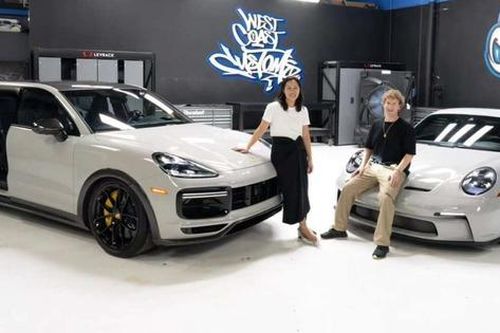 Ông chủ Meta khoe xe Porsche thiết kế dành riêng cho vợ