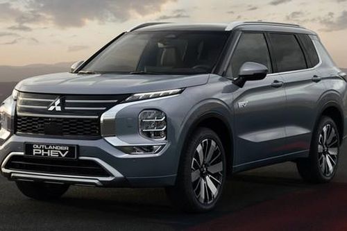 Mitsubishi Outlander PHEV 2025 ra mắt, giá 700 triệu đồng