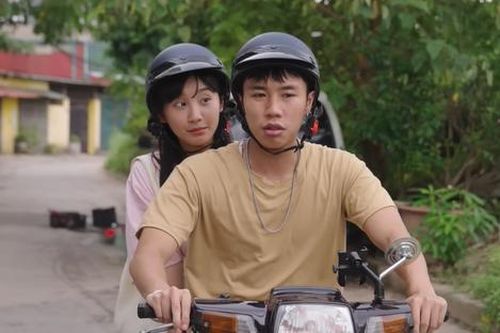 Đi giữa trời rực rỡ lộ cái kết: Pu - Chải về bản tổ chức đám cưới
