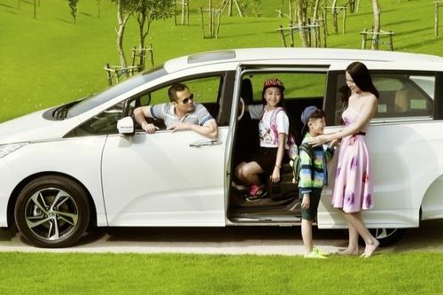 Chọn xe gia đình: Đâu là xu hướng mới của người dùng Việt?