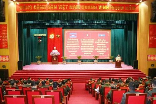 Học viện Quốc phòng khai giảng khóa đào tạo ngắn hạn cho quân đội Lào và Campuchia