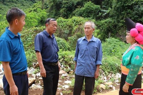 Phát huy vai trò người có uy tín trong cộng đồng dân cư