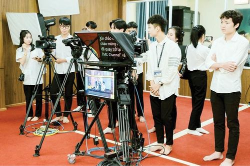 Chính sách đãi ngộ, thay đổi tư duy và xây dựng môi trường làm việc năng động - Bài 3: Chính sách đãi ngộ và hơn thế nữa