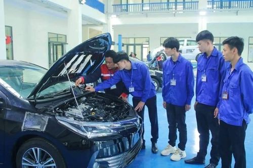 Ninh Bình: Cần quan tâm đào tạo nhân lực cho phát triển công nghiệp hỗ trợ