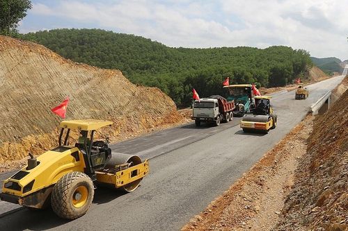 Dự án cao tốc Bắc - Nam cơ bản đáp ứng yêu cầu vật liệu đắp nền