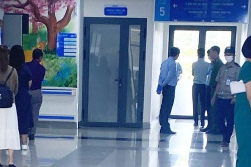 Một phụ nữ nhảy từ tầng 9 của Bệnh viện Hùng Vương Gia Lai xuống tầng 5 tử vong