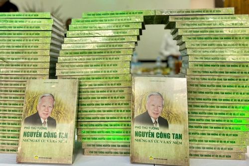 Bộ NN và PTNT giới thiệu cuốn sách 'Phó Thủ tướng Nguyễn Công Tạn, những ký ức và kỷ niệm'