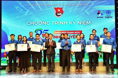 Đoàn Thanh niên Kiểm toán nhà nước vinh dự được tuyên dương trong triển khai Chiến dịch 'Thanh niên tình nguyện hè'