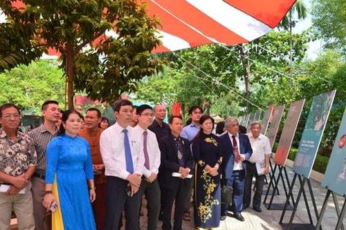 Trưng bày 100 tài liệu về dấu ấn lịch sử, văn hóa ở Cổ Loa