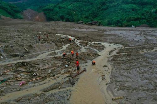 Vụ lũ quét ở Làng Nủ: Tìm thấy thêm 2 thi thể nạn nhân mất tích