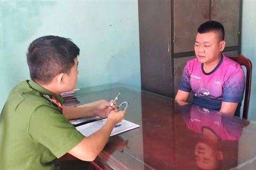 Tự xưng công an dọa bắt gái mại dâm để chiếm đoạt tài sản