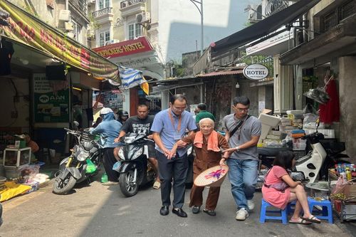 Hà Nội tập trung người lang thang để chăm sóc, quản lý