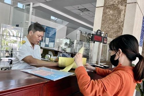 Sẽ quy định mức nợ thuế với từng đối tượng bị tạm hoãn xuất cảnh