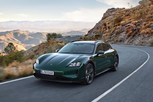 Hơn 27.000 xe điện Porsche Taycan được khuyến cáo không sạc đầy pin