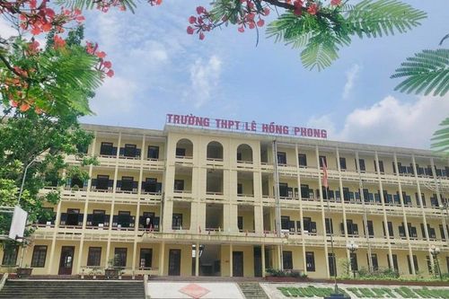 Thanh Hóa: áp lực, mất tập trung nên ghi nhầm thí sinh trượt thành... thủ khoa