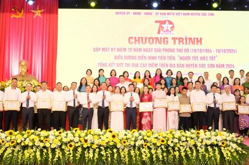 Bí thư Huyện ủy Sóc Sơn: khen thưởng công khai, kịp thời, đúng người, đúng việc