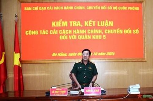 Thượng tướng Lê Huy Vịnh kiểm tra công tác cải cách hành chính, chuyển đổi số tại Quân khu 5
