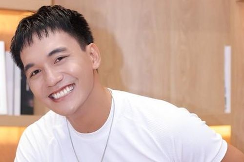 'Chàng thơ' mới của điện ảnh Việt sở hữu body 6 múi, 'gây sốt' cõi mạng với loạt clip 'triệu view'
